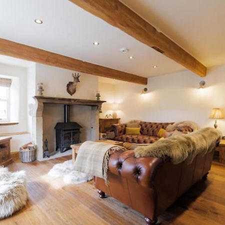 5 Star Cottage On The Green With Log Burner - Dog Friendly Austwick エクステリア 写真