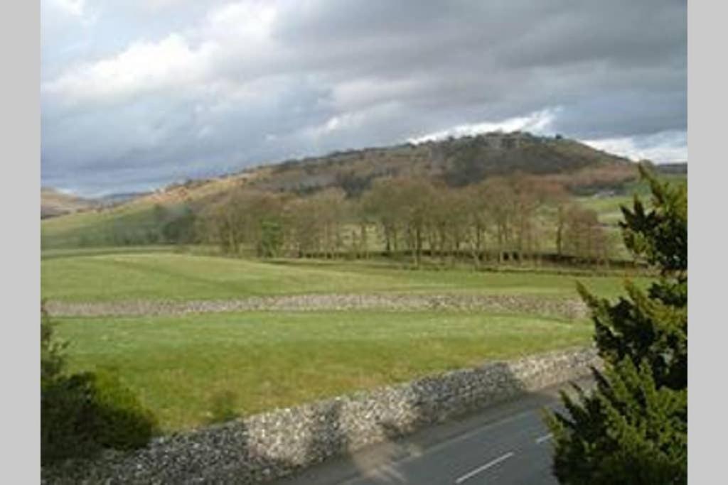 5 Star Cottage On The Green With Log Burner - Dog Friendly Austwick エクステリア 写真