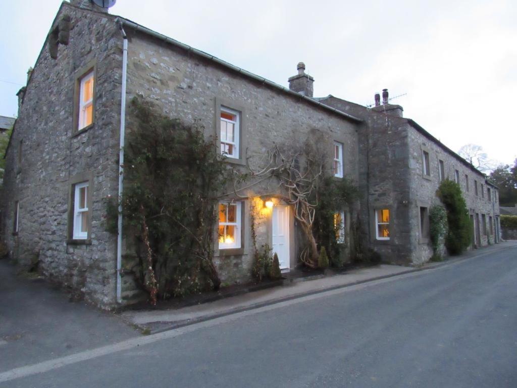 5 Star Cottage On The Green With Log Burner - Dog Friendly Austwick エクステリア 写真