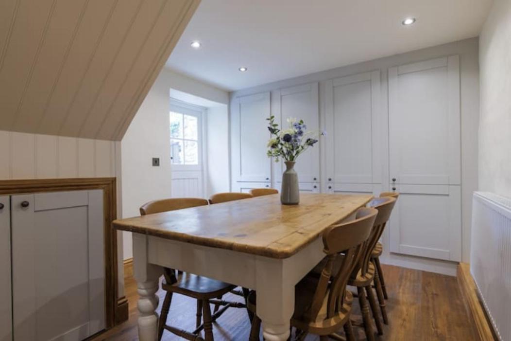 5 Star Cottage On The Green With Log Burner - Dog Friendly Austwick エクステリア 写真